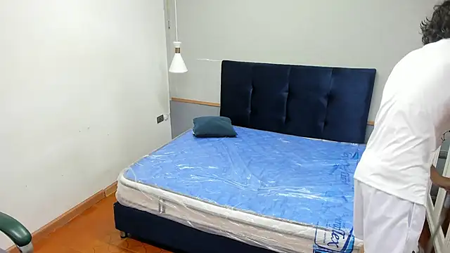 Skinny_Mac Adlı Modelin Canlı XXX Sohbeti