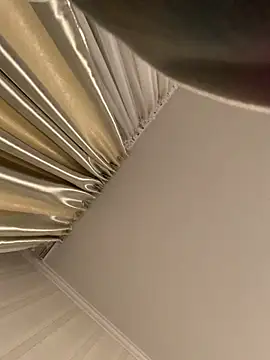 Frosl Adlı Modelin Canlı XXX Sohbeti