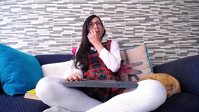 VioletaGomez_Co's Live XXX Chat