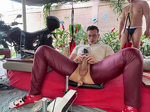 Neil_and_isaac webkamerás műsora