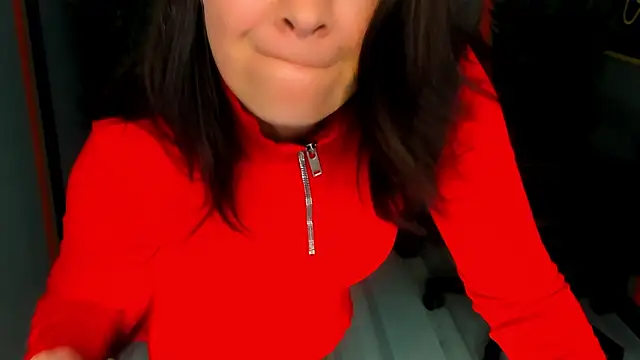 AnaMills' Live XXX Chat