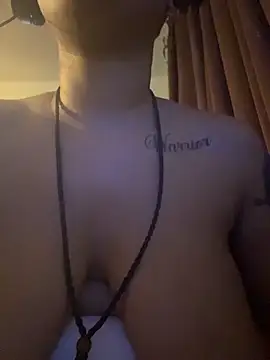 nickytheehawtie's Live XXX Chat