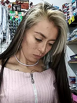 Tefannyy_ Chat XXX in diretta