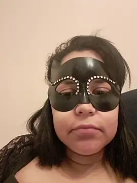 h4cPaolaMascherata Chat XXX in diretta