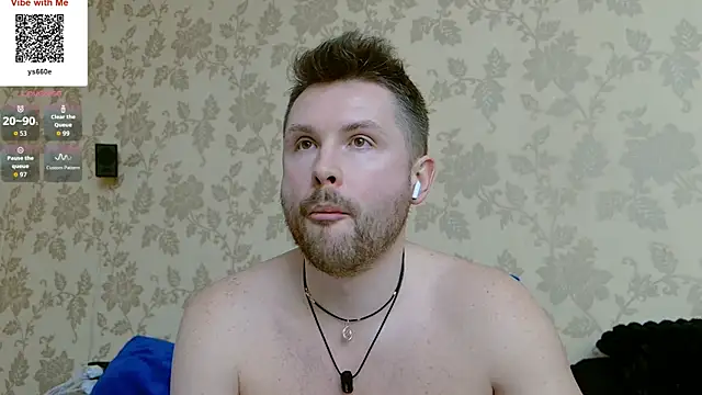 XXX chat uživo modela MartinBrandon
