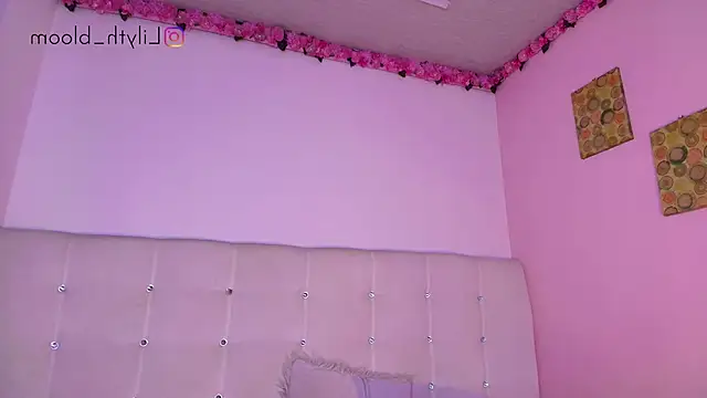 lilyth_bloom 라이브 XXX 채팅