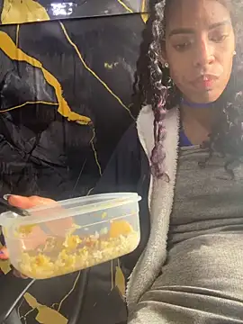 thianahorny's Live XXX Chat