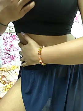 sandy_naughty: διαδικτυακό σόου στην κάμερα