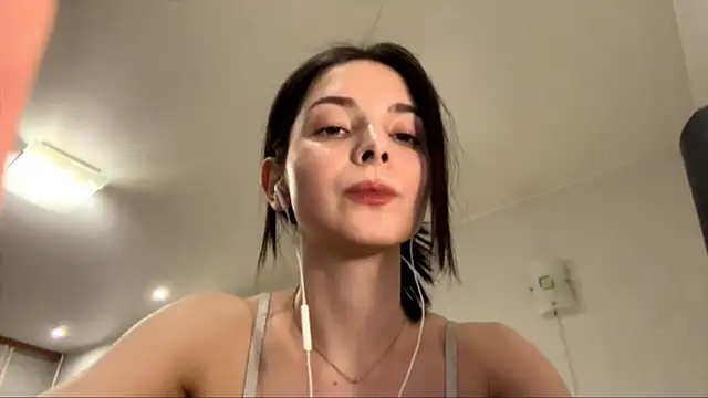 Mikytiki Live XXX Chat