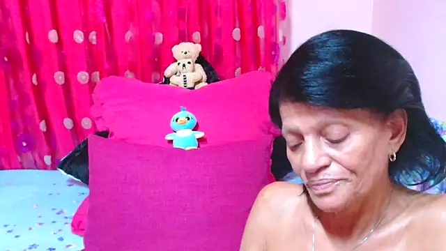 SLUTTYROXY: διαδικτυακό σόου στην κάμερα