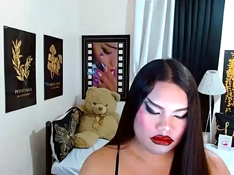 TSbrianaHugeCock ওয়েবক্যাম শো