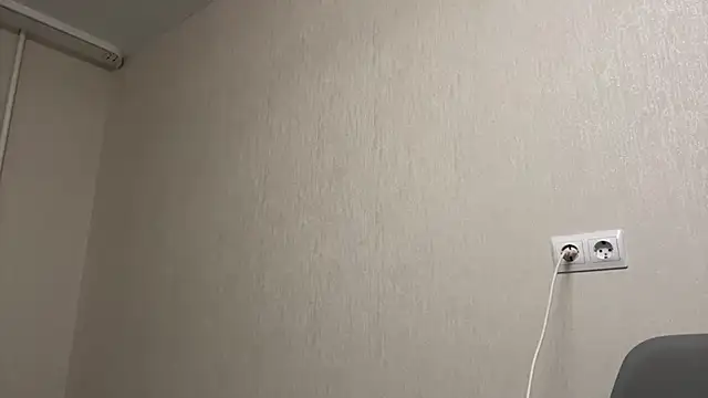 Show modela ValentCore na web-kameri