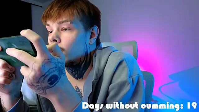 DENIS_HERE Adlı Modelin Canlı XXX Sohbeti