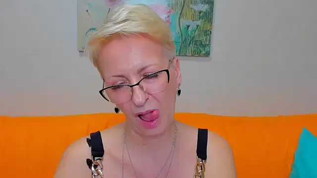 iamyourdream89's Live XXX Chat