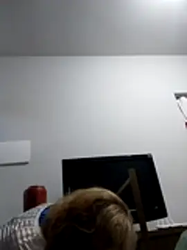 MILEIDE980 Live XXX-chat