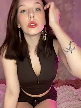 babychika_'s Live XXX Chat