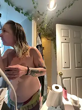 LilMissKaos 现场XXX聊天