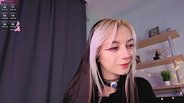 TristaRoht Live XXX Chat