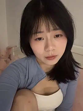 Nana-3 Adlı Modelin Canlı XXX Sohbeti