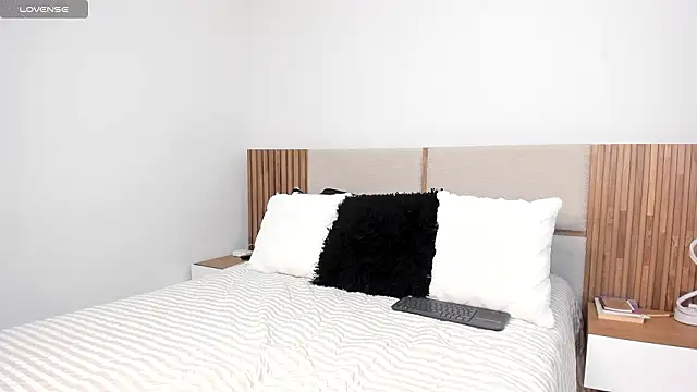 MalejaDiaz_ Live XXX-chat