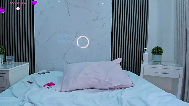 JackAndRosse_'s Live XXX Chat