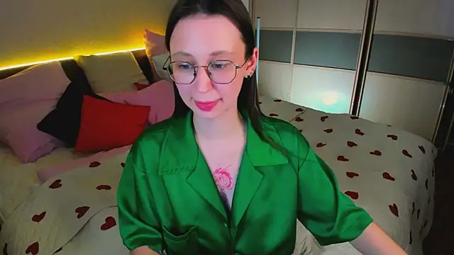 YourLovellyStory Live XXX-chat