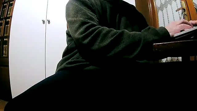 XXX chat uživo modela pucelano1967