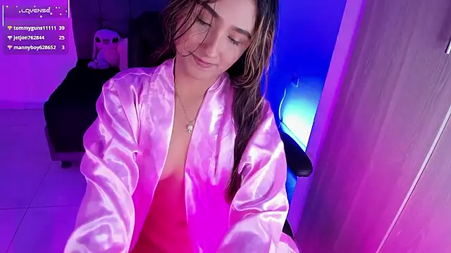 charlotte_keyss webkamerás műsora