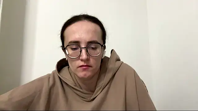 دردشة SofiaTease الجنسية المباشرة