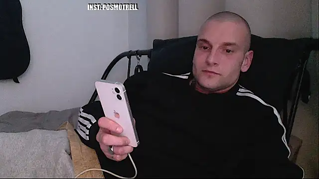 ETHAN_MOORE webkamerás műsora