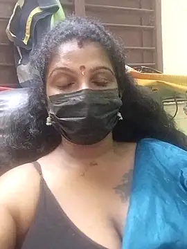 poojaa-rani Show Webcam