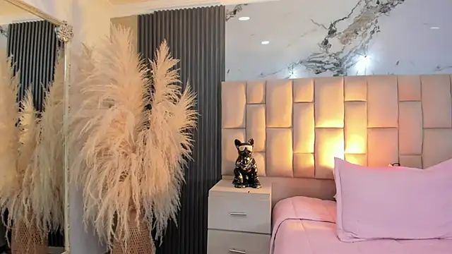 cloesummerr_'s Live XXX Chat