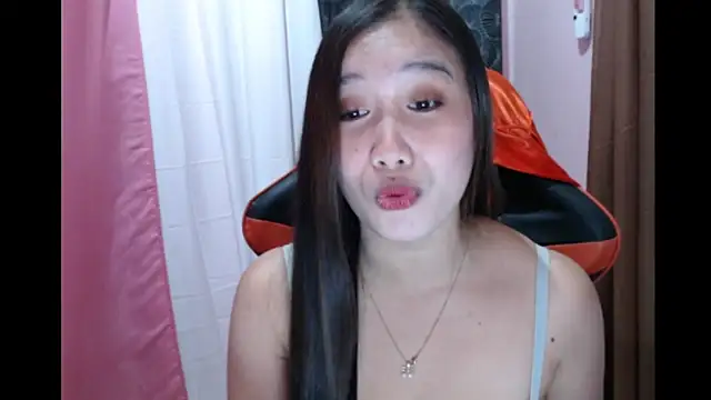 Pokazy przed kamerką – Chubby_HotLady