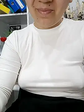 Chat +18 de Emilyhomegirl1 ao vivo