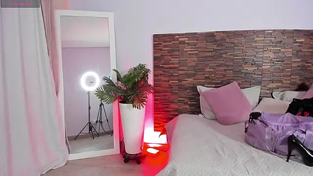 Онлайн чат XXX aleessiia