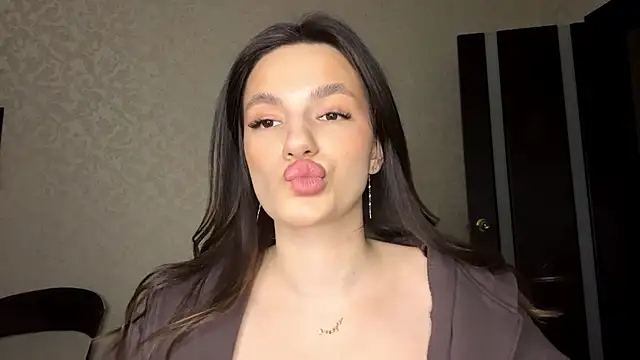 Chat +18 de Kosandra_k ao vivo