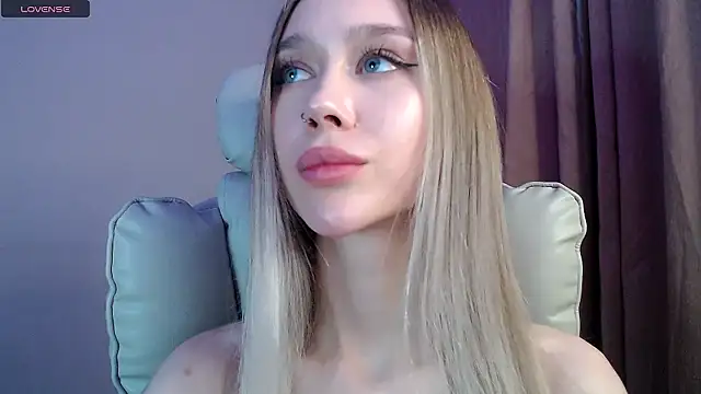 Des_chn Live XXX chat