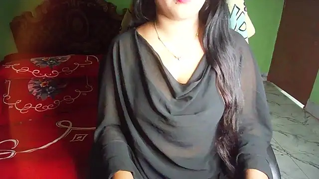 BengaliQueenStar: онлайн-секс-чат