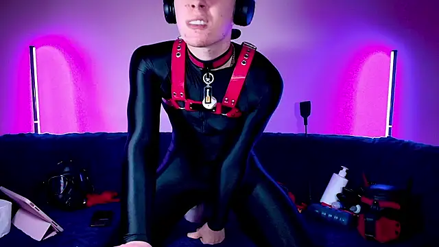 دردشة K9_GoodBoy الجنسية المباشرة