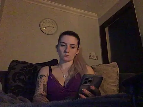 Chat +18 de xxamyleighxx ao vivo