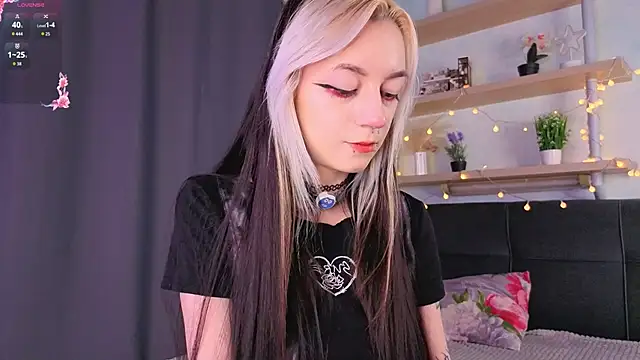 TristaRoht's Live XXX Chat