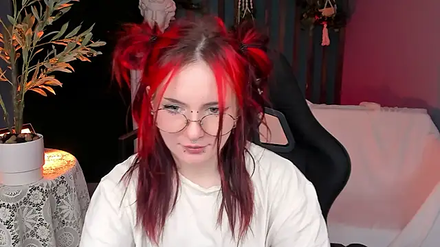 Chatroom XXX en direct de LizzyRid