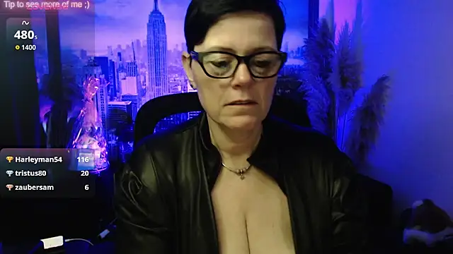 ninarandmann's Live XXX Chat