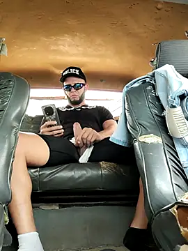 PIGHIGHDIRTY_p0's Live XXX Chat