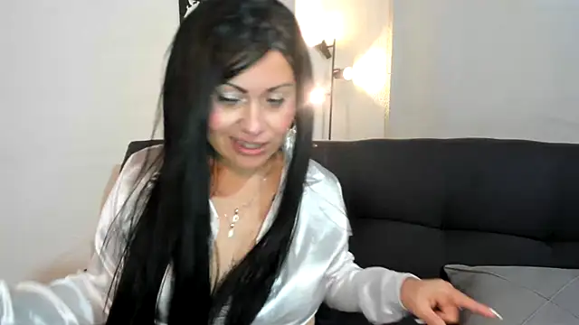 Tania_mature Chat XXX in diretta