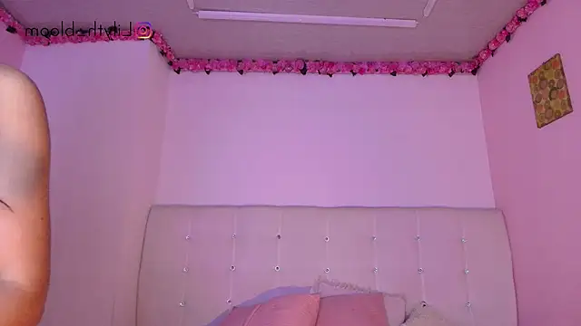 lilyth_bloomのライブXXXチャット