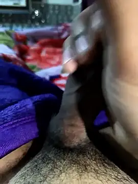 Pokazy przed kamerką – rahul234__