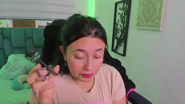 Valery_bonnet Chat XXX in diretta