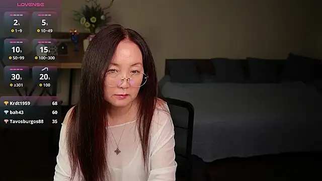 แชท XXX สดของ AvroraSakura