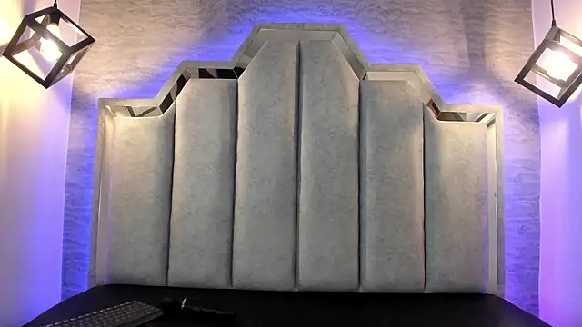 Zafiro_claire 即時 XXX 聊天